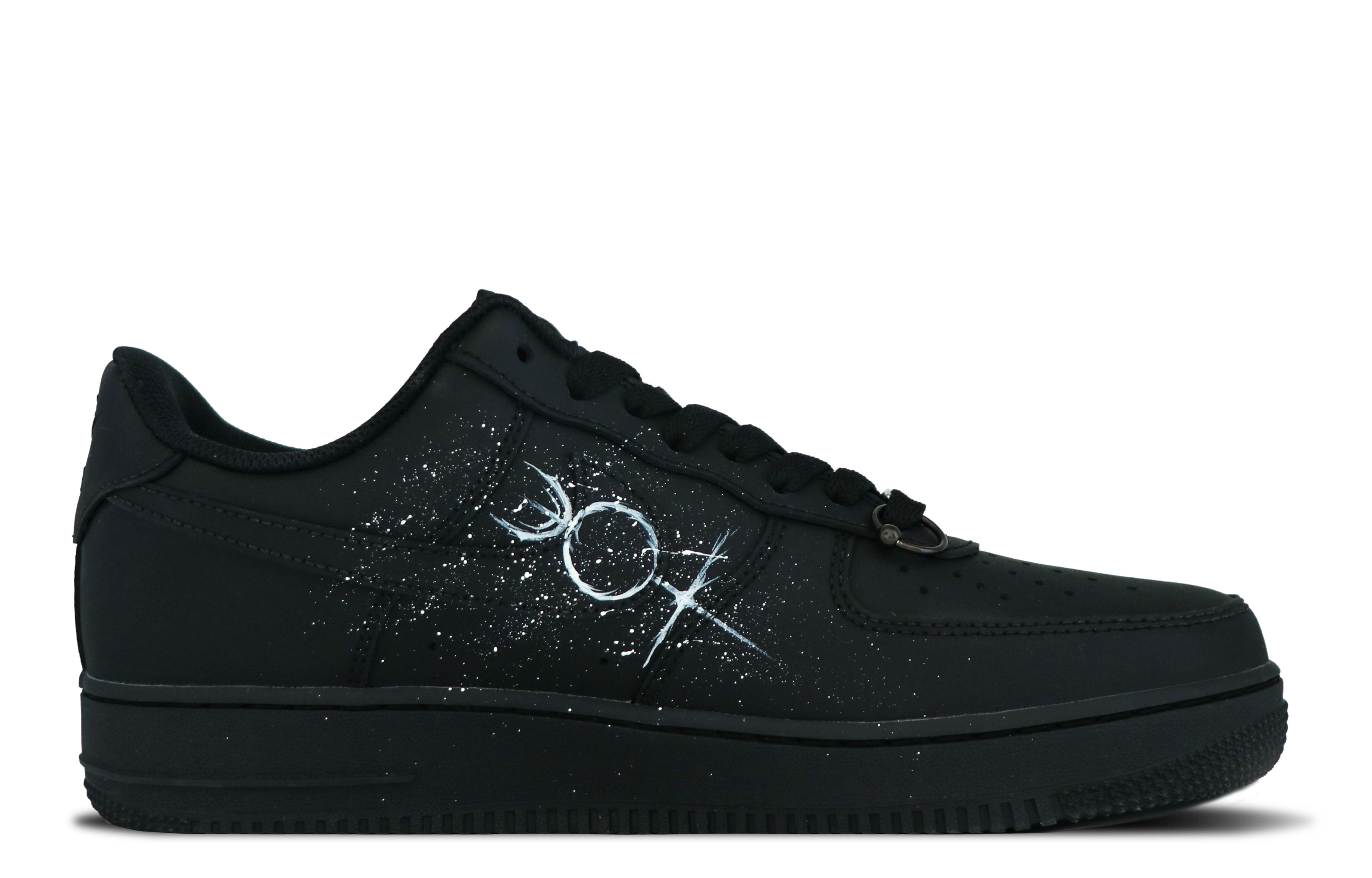 Nike Air Force 1 Coverage Low Top Skateboard Shoes Women's Black White