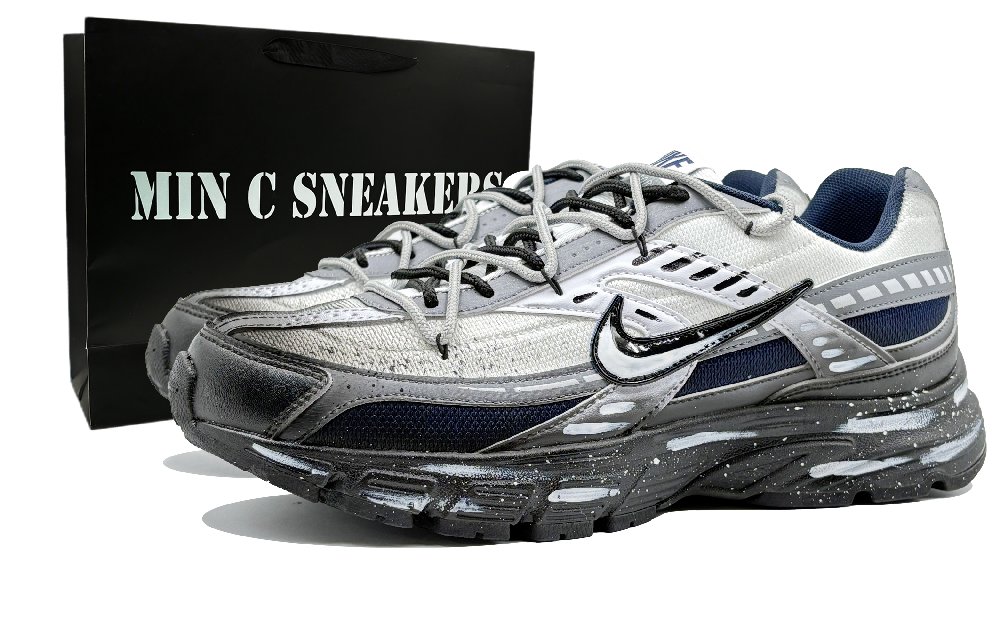 Nike Initiator Abrasion Resistant Low Top Running Shoes Men's Black White