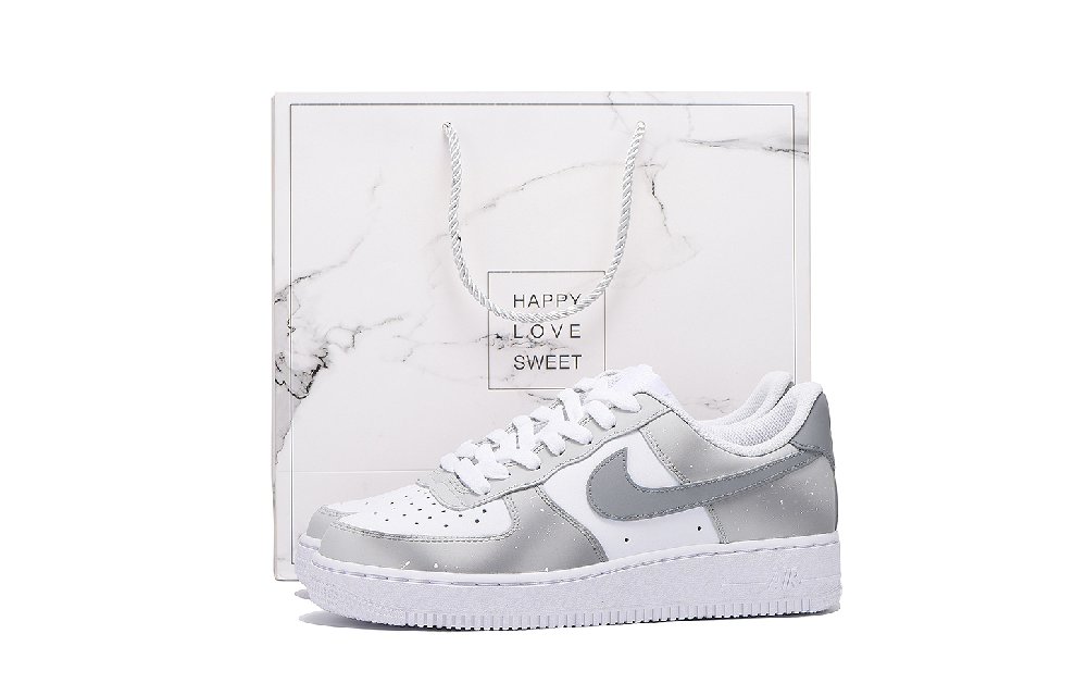 Nike Air Force 1 Coverage Slip Resistant And Abrasion Resistant Low Top Skateboard Shoes Unisex Light Gray