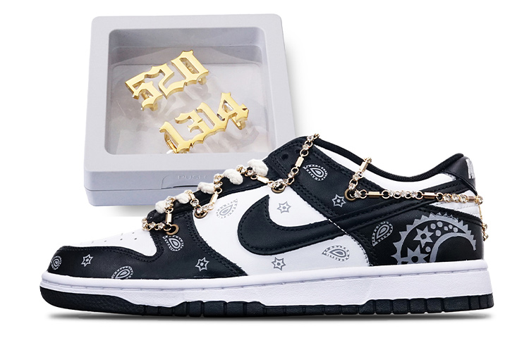 Nike Dunk Low Top Skateboard Shoes Women's Black White