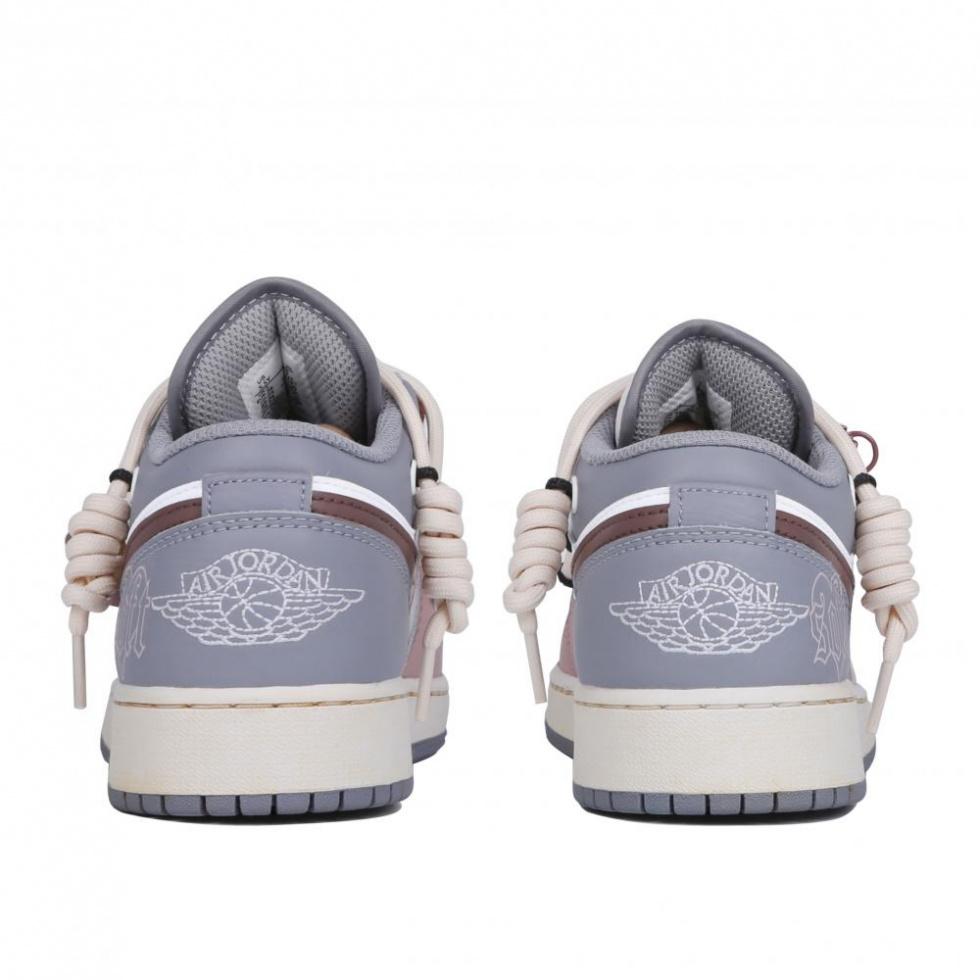 Jordan Air Jordan 1 Low Vintage Basketball Shoes GS Gray Pink купить в интернет-магазине Yoocart с быстрой доставкой по России.