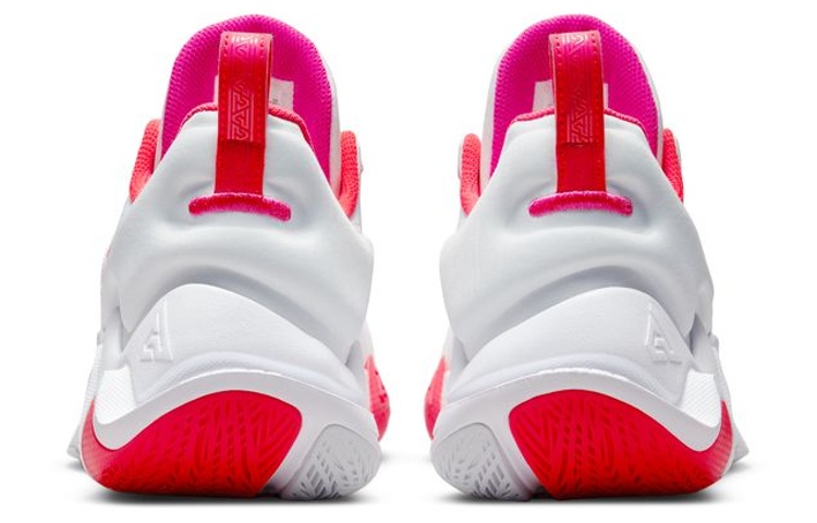 Nike Giannis Immortality EP Black Volt купить в интернет-магазине Yoocart с быстрой доставкой по России.