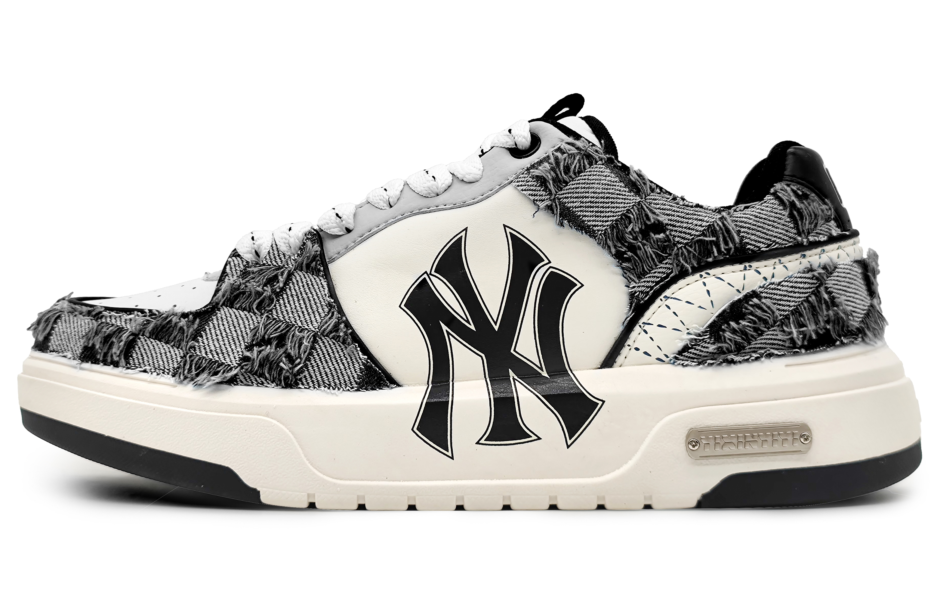 MLB Chunky Liner Wear-Resistant Height Increasing Low-Top Skateboard Shoes Unisex Beige Black