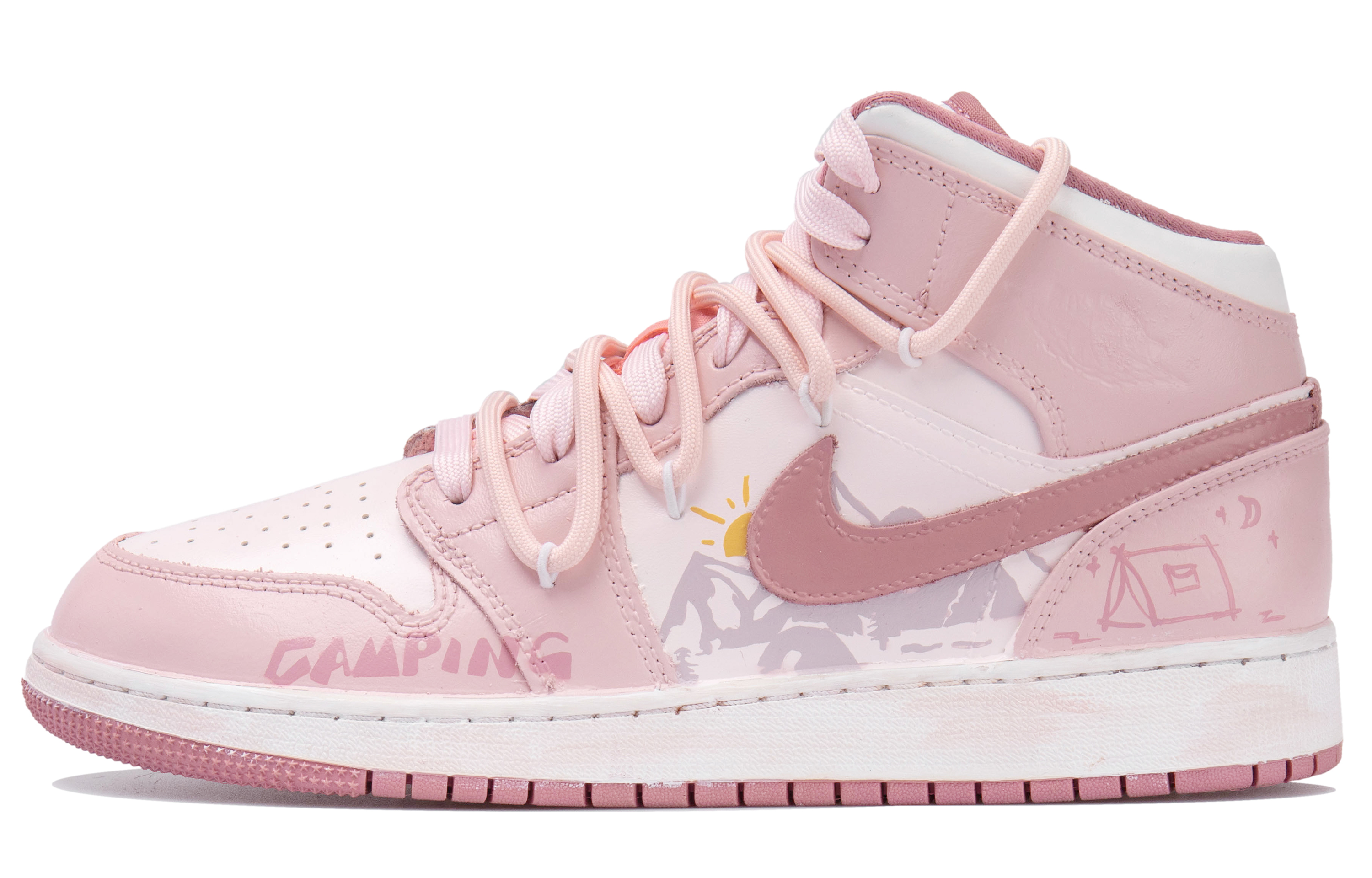 Jordan Air Jordan 1 Mid top Vintage Basketball Shoes Women's White Pink купить в интернет-магазине Yoocart с быстрой доставкой по России.
