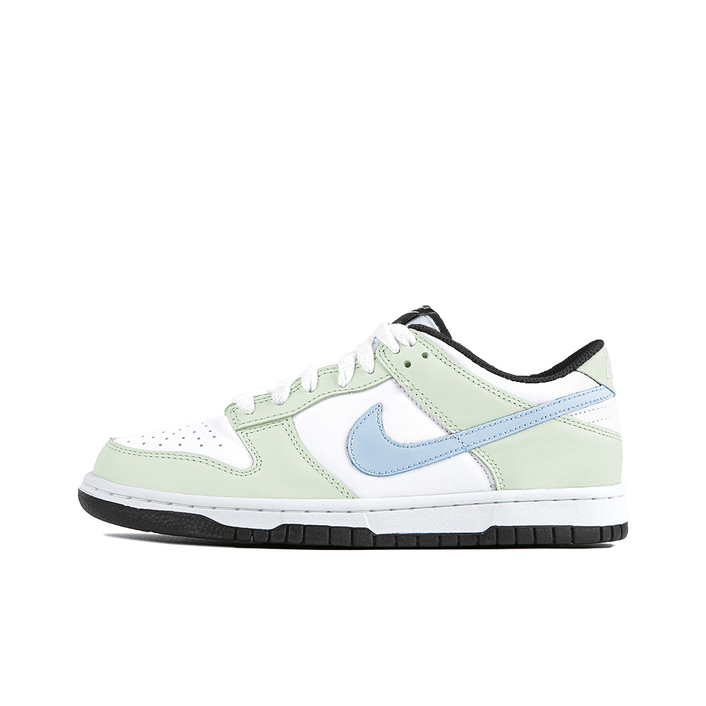 Nike Dunk Skateboard Shoes Women's Low Top Black