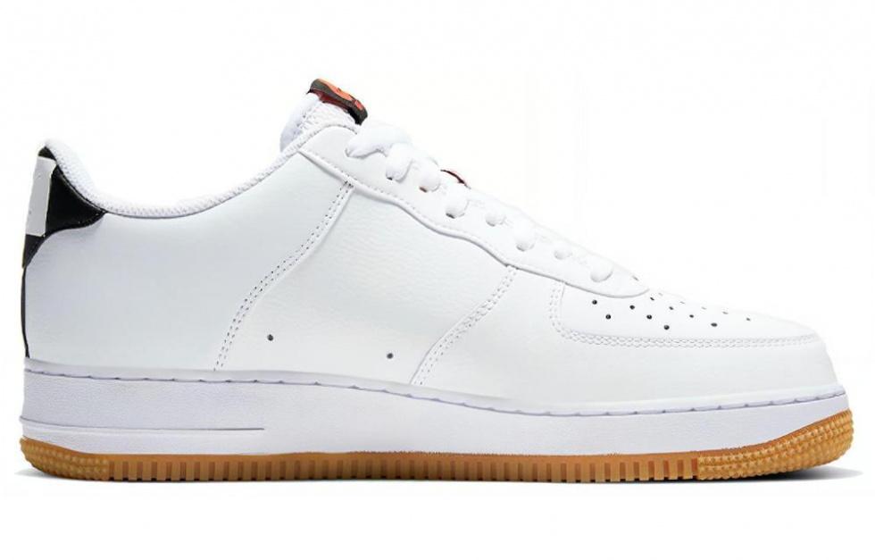 Nike Air Force 1 Low Nba White Crimson Gum купить в интернет-магазине Yoocart с быстрой доставкой по России.