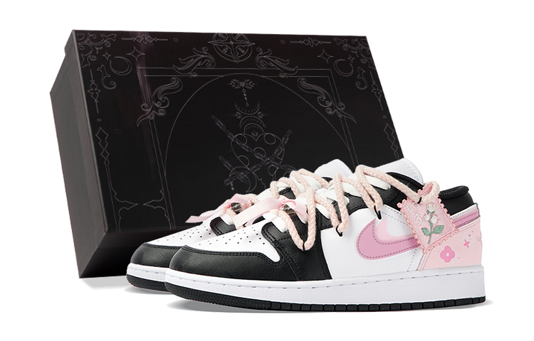 Jordan Air Jordan 1 Low Top Vintage Basketball Shoes Women's Black Pink