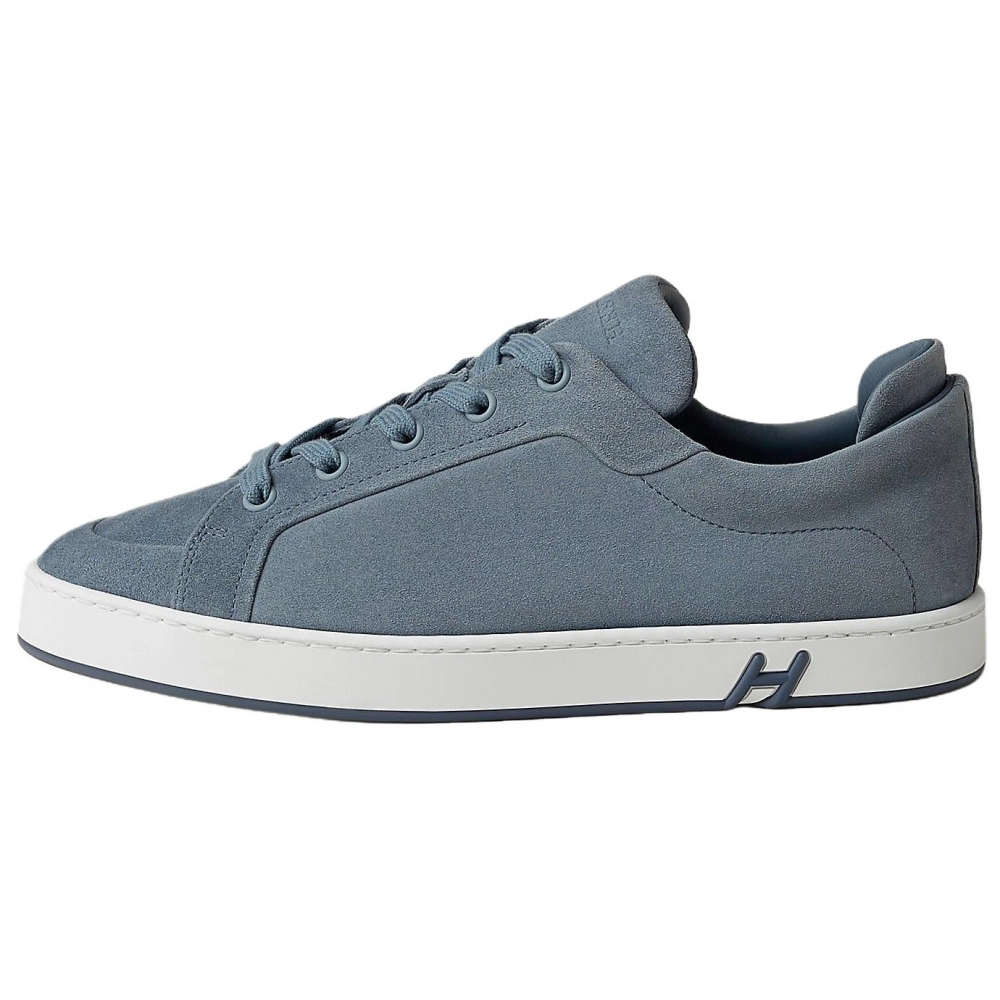 HERMES Kid Low top Skateboard Shoes Women's Sea Blue