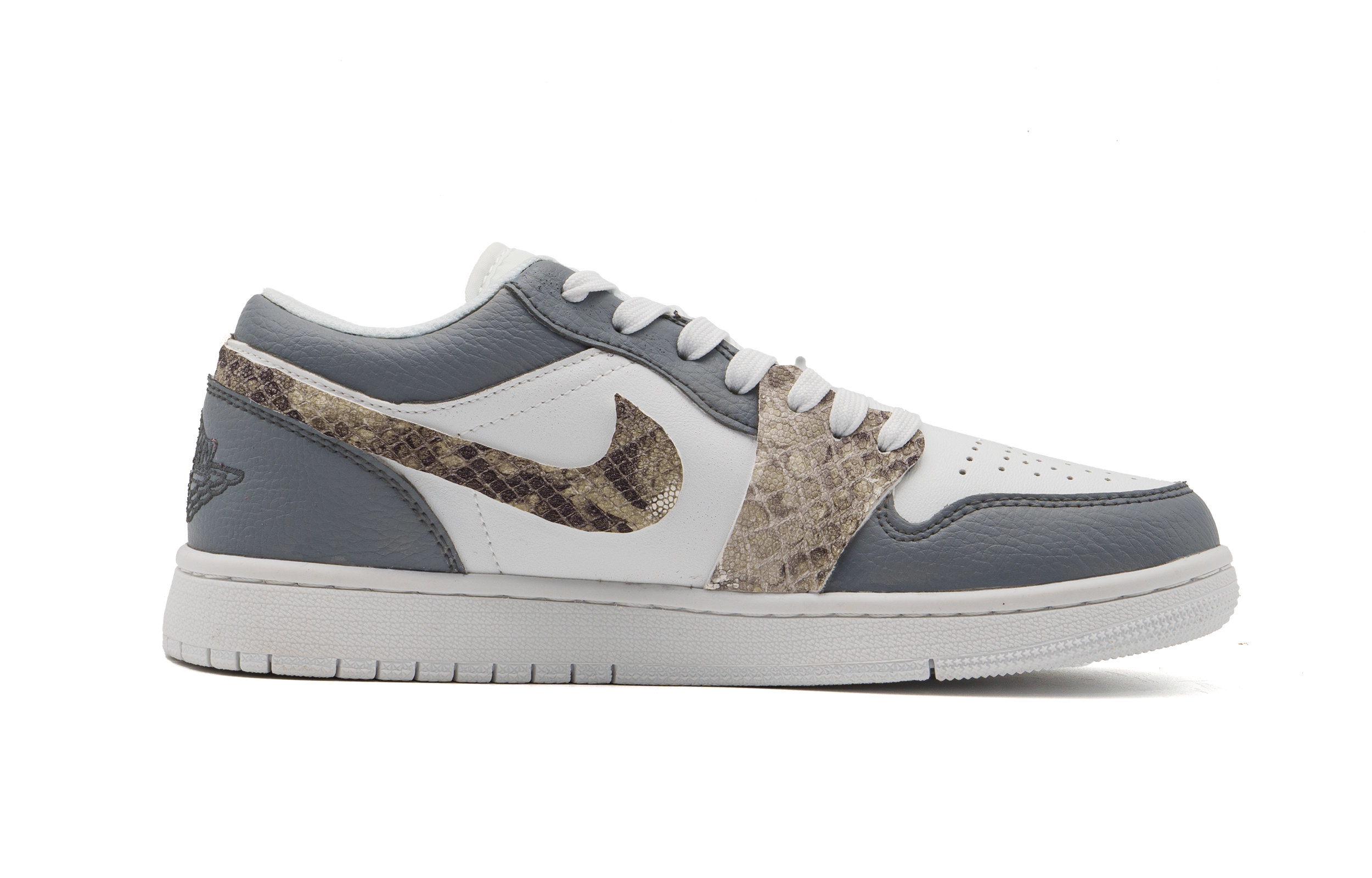 Jordan Air Jordan 1 Abrasion Resistant Low top Vintage Basketball Shoes Unisex White Gray купить в интернет-магазине Yoocart с быстрой доставкой по России.