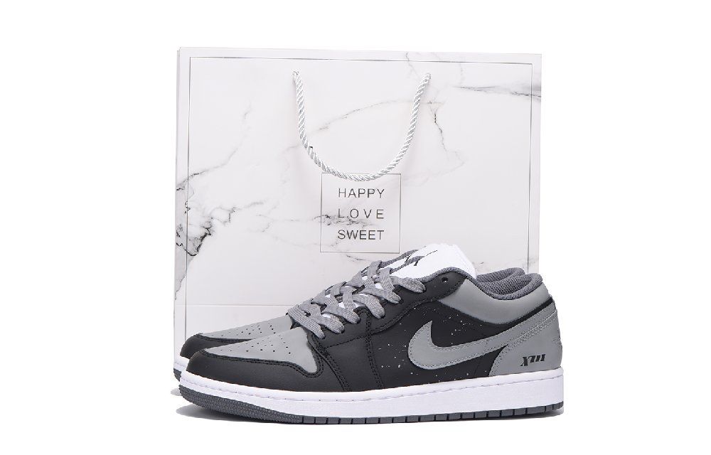 Jordan Air Jordan 1 Anti-Slip And Wear-Resistant Coverage Low-Top Vintage Basketball Shoes Unisex Light Gray