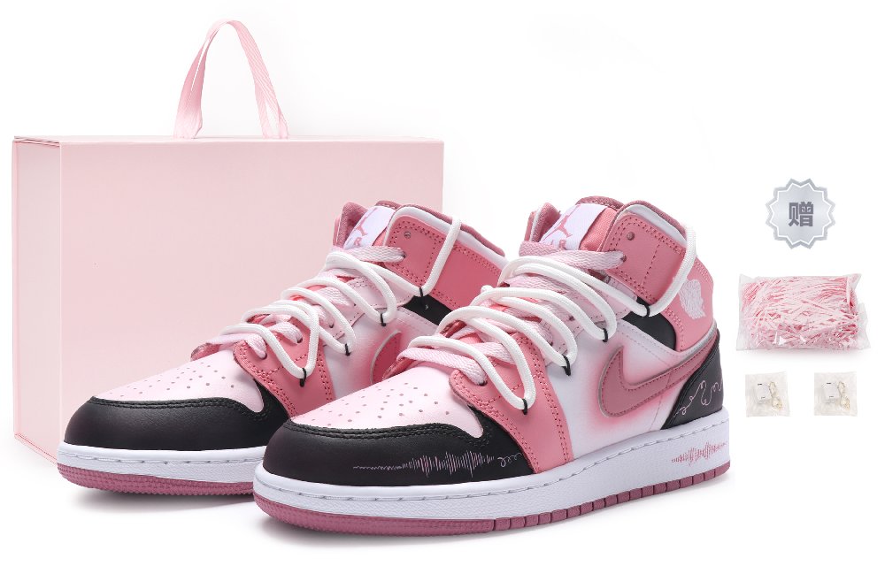 Jordan Air Jordan 1 Vintage Basketball Shoes Women's Mid Top White