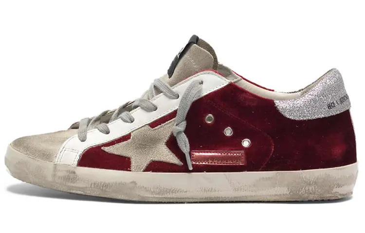 Golden Goose Super Star Stylish Skateboarding Shoes Women's White Red Silver купить в интернет-магазине Yoocart с быстрой доставкой по России.