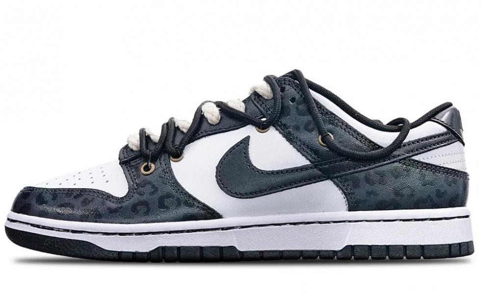 Nike Dunk Skateboard Shoes Women's Low-Top Black White