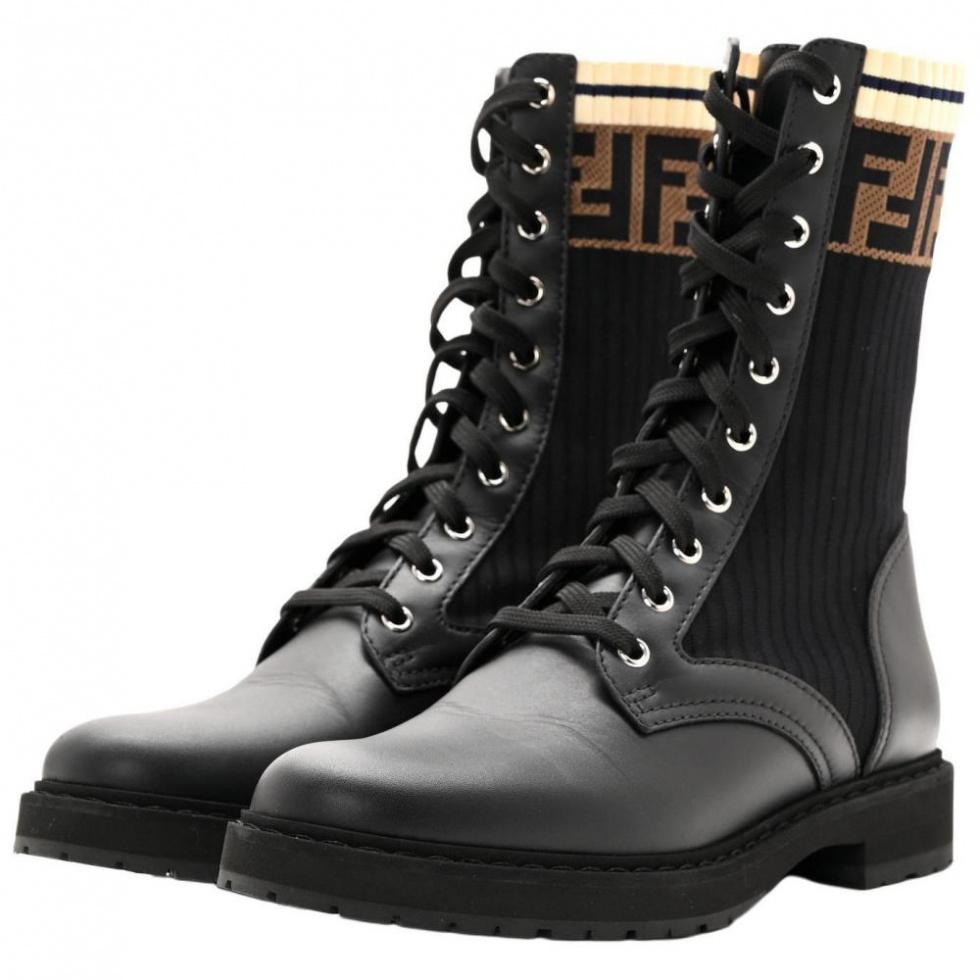 FENDI Rockoko Ff Motif Combat Boots Women's купить в интернет-магазине Yoocart с быстрой доставкой по России.