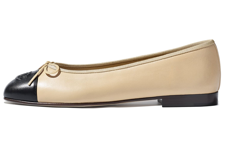 CHANEL Lambskin 10mm Ballet Flats Beige Black Women's