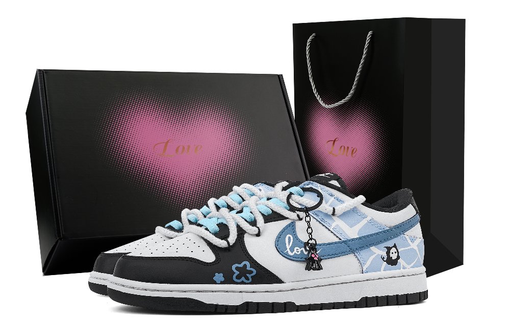 Nike Dunk Little Devil   Love Gift Box Abrasion Resistant Low Top Skateboard Shoes Unisex Black Blue