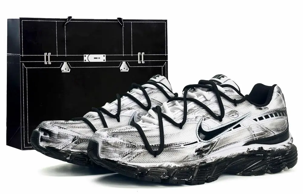 Nike Initiator Abrasion Resistant Support Low top Casual City Commute Running Shoes Unisex Black White Gray