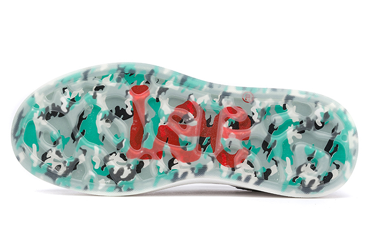 Lee White Sneakers Breathable Height Increase Low Top Skateboard Shoes Unisex