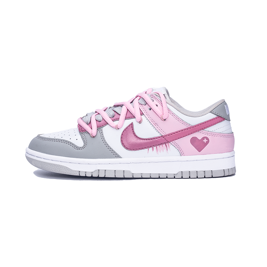 Nike Dunk Pink Star Girlish Abrasion Resistant Low Top Skateboard Shoes Women's Gray Pink