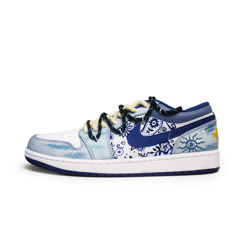 Jordan Air Jordan 1 Skateboarding Youth Anti-Slip Wear-Resistant Low-Top Vintage Basketball Shoes Men's White Blue