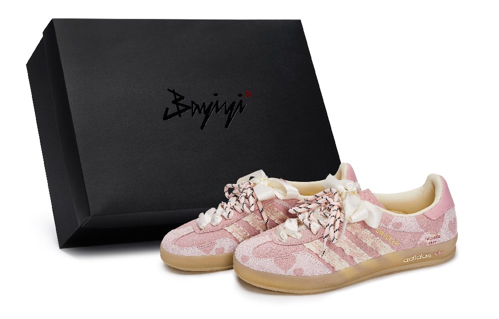 Adidas Originals GAZELLE INDOOR Skateboard Shoes Women's Low top Beige/Pink