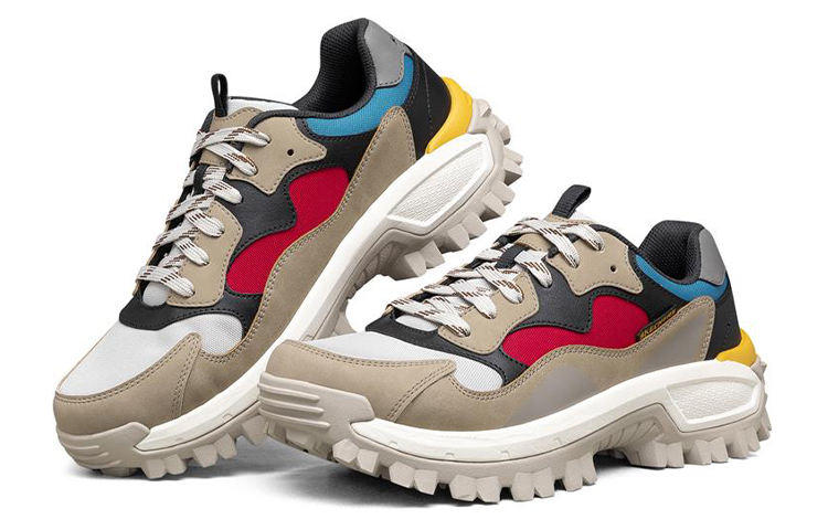 Skechers Trekson Low Top Brown/Red/Blue купить в интернет-магазине Yoocart с быстрой доставкой по России.