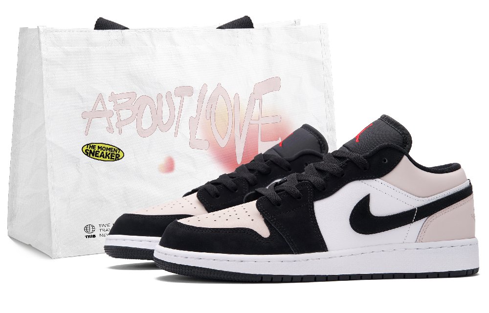 Jordan Air Jordan 1 Berry Milk 2.0 Low Top Vintage Basketball Shoes Unisex White
