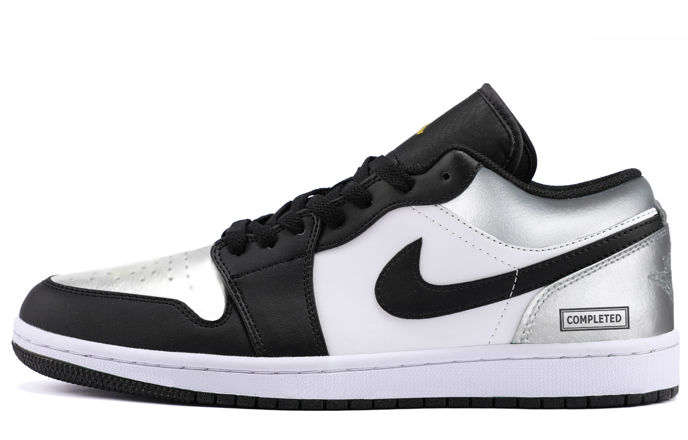 Jordan Air Jordan 1 Abrasion Resistant Low top Vintage Basketball Shoes Unisex Liquid Silver