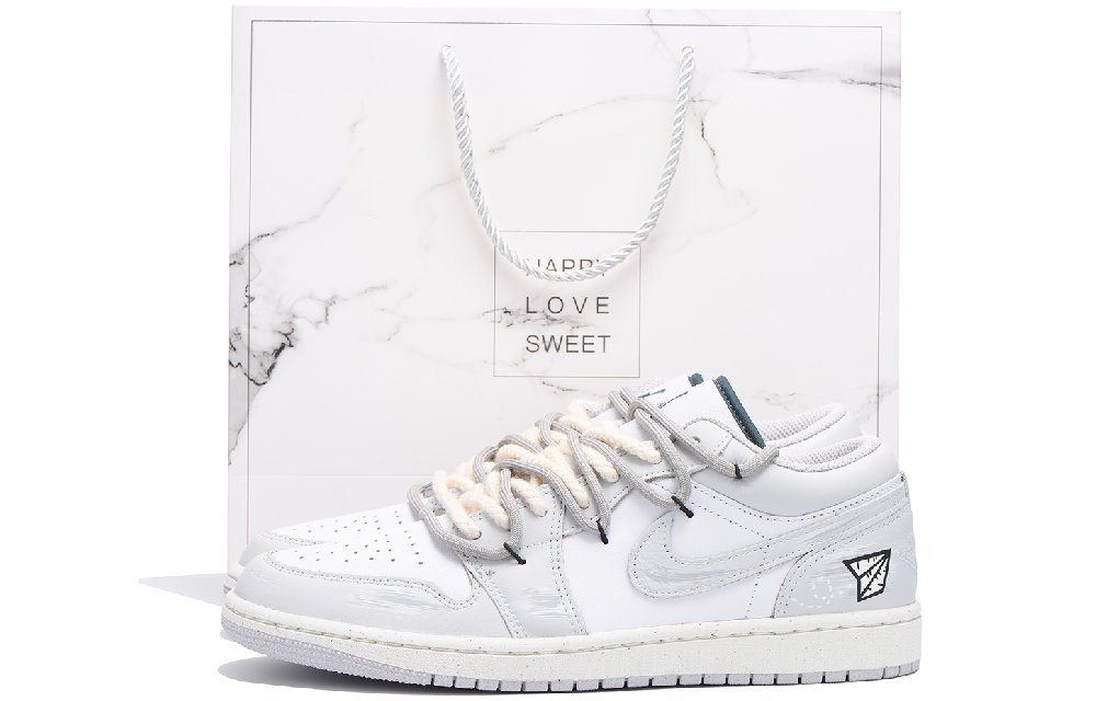 Jordan Air Jordan 1 Slip-Resistant Coverage Balance Impact-Resistant Low-Top Vintage Basketball Shoes Men's Light Gray
