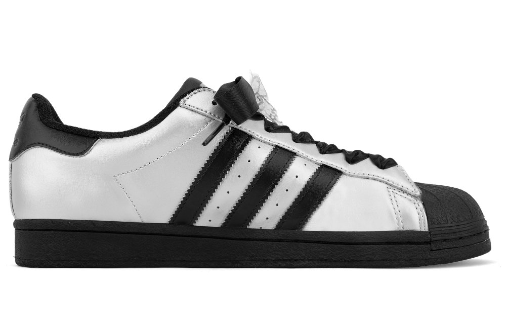 Adidas Originals Superstar Slip Resistant, Abrasion Resistant, Lightweight Low Top Skateboard Shoes Unisex Black Silver