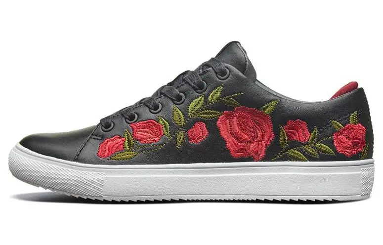 Skechers MARK NASON Razor Low top Skateboard Shoes Women's Black Red