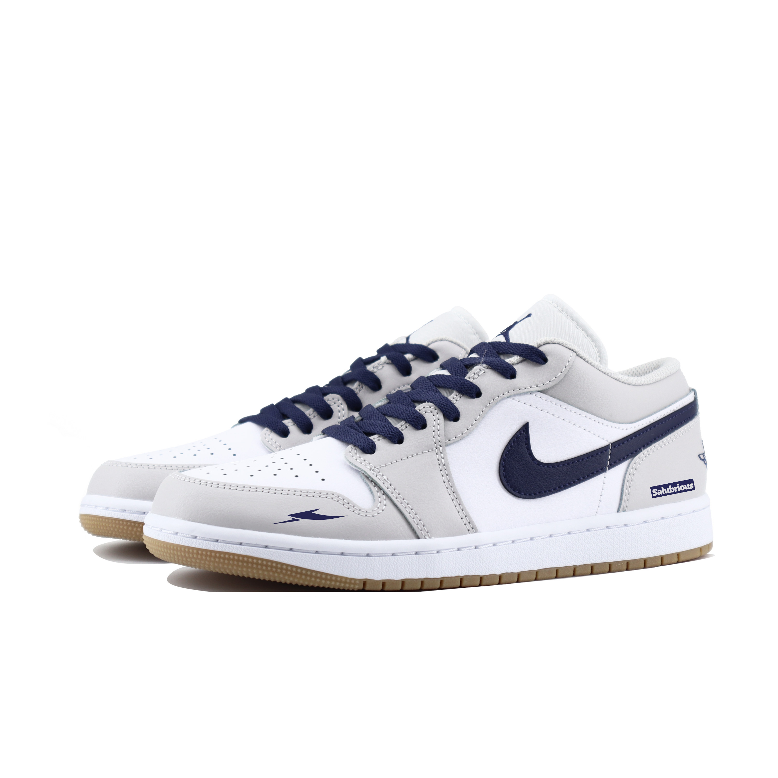 Jordan Air Jordan 1 Cushioning Slip Resistant Low Top Vintage Basketball Shoes Unisex White Gray купить в интернет-магазине Yoocart с быстрой доставкой по России.