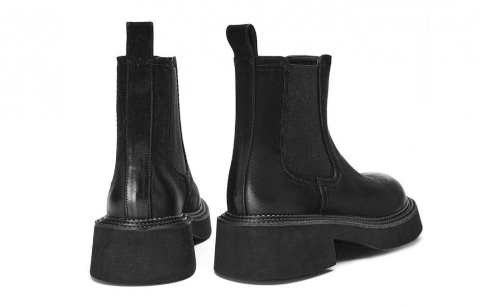 EBLAN Short Chelsea Boots Women's Black купить в интернет-магазине Yoocart с быстрой доставкой по России.