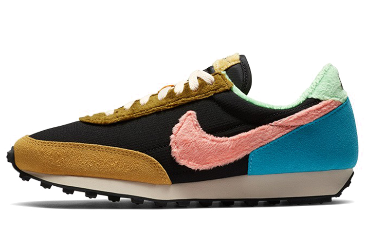 Nike Daybreak Atomic Pink Baltic Blue Women's