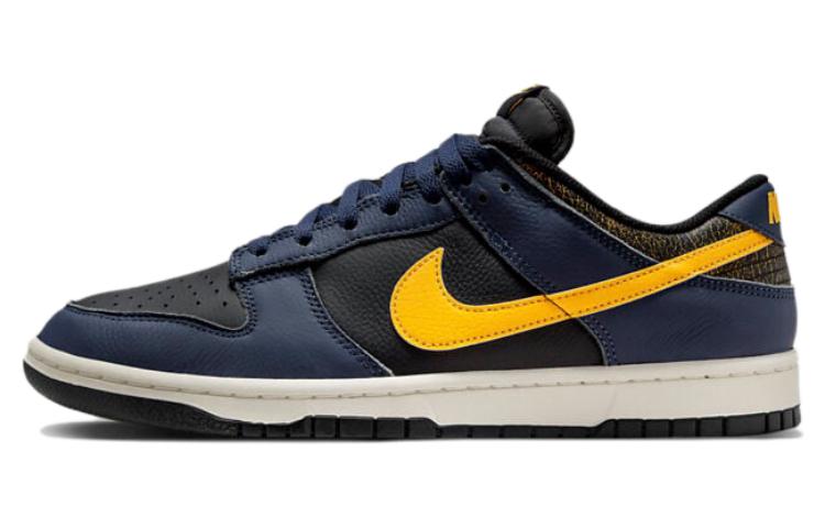 Nike Dunk Low Vintage Michigan