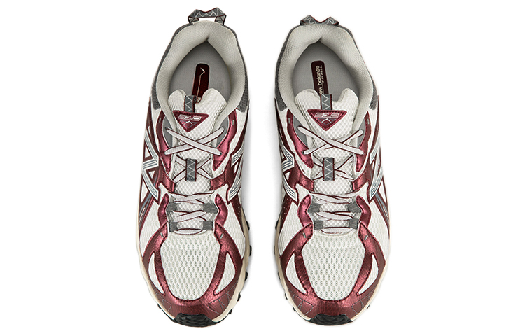New Balance 610 Crimson