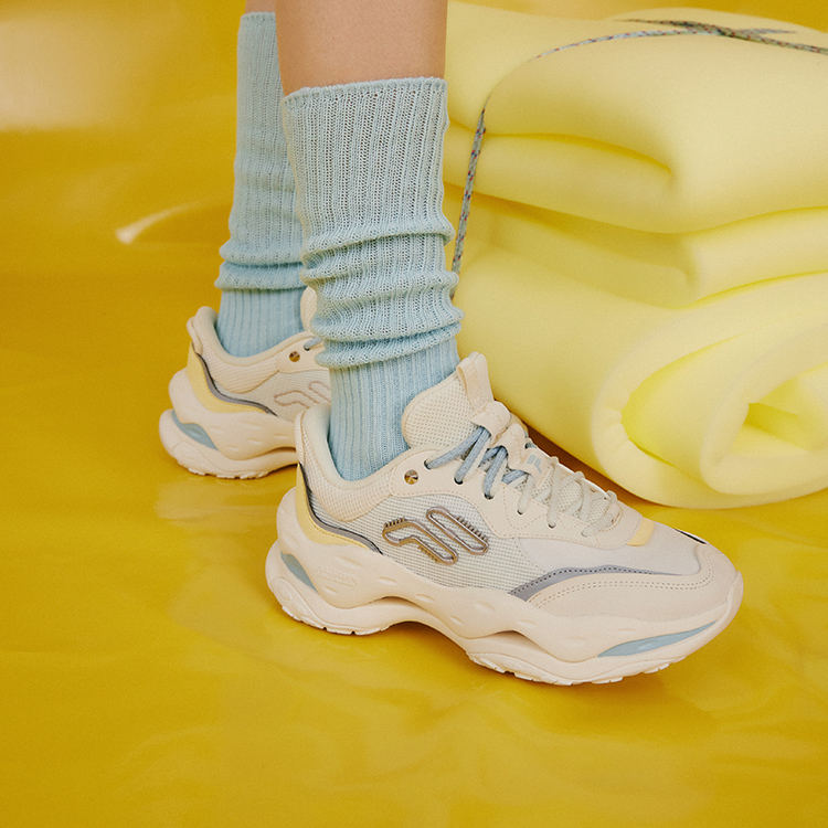 FILA FUSION Cheese Low Top Casual Shoes Women's Micro White купить в интернет-магазине Yoocart с быстрой доставкой по России.
