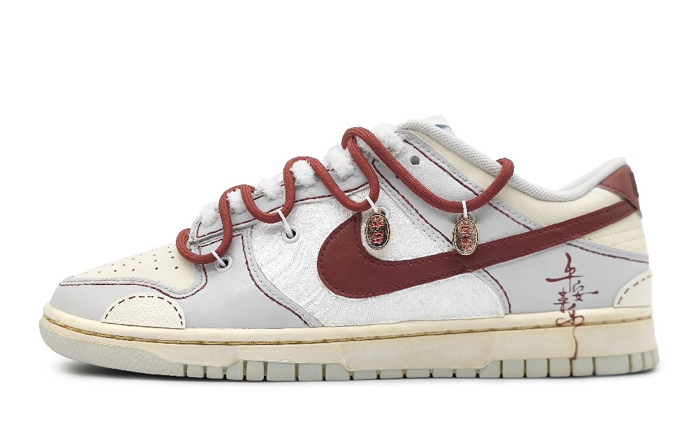 Nike Dunk Low-Top Skateboard Shoes Women's Red Gray