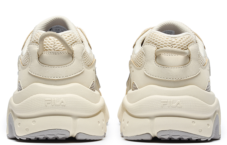 FILA FUSION Raccoon Sneakers 'Beige Silver' купить в интернет-магазине Yoocart с быстрой доставкой по России.
