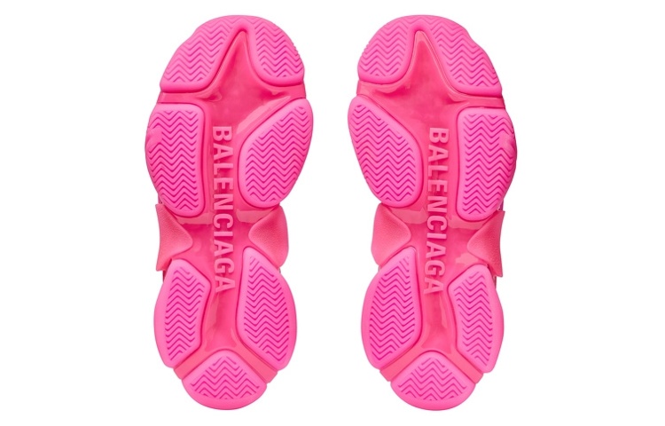 Balenciaga Triple S Low-Top Chunky Sneakers Women's Neon Pink купить в интернет-магазине Yoocart с быстрой доставкой по России.