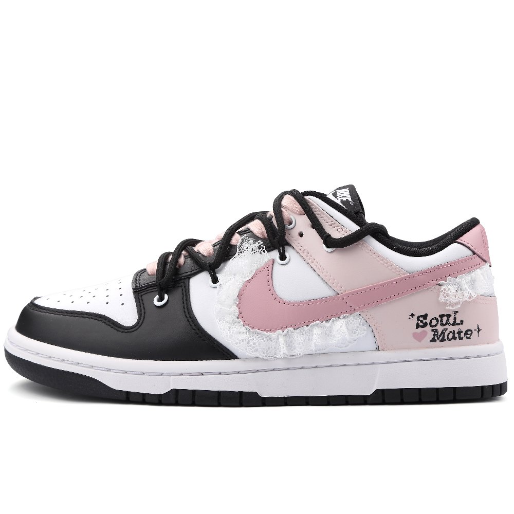 Nike Dunk Heart To Heart Abrasion Resistant Low Top Skateboard Shoes Women's Black Pink