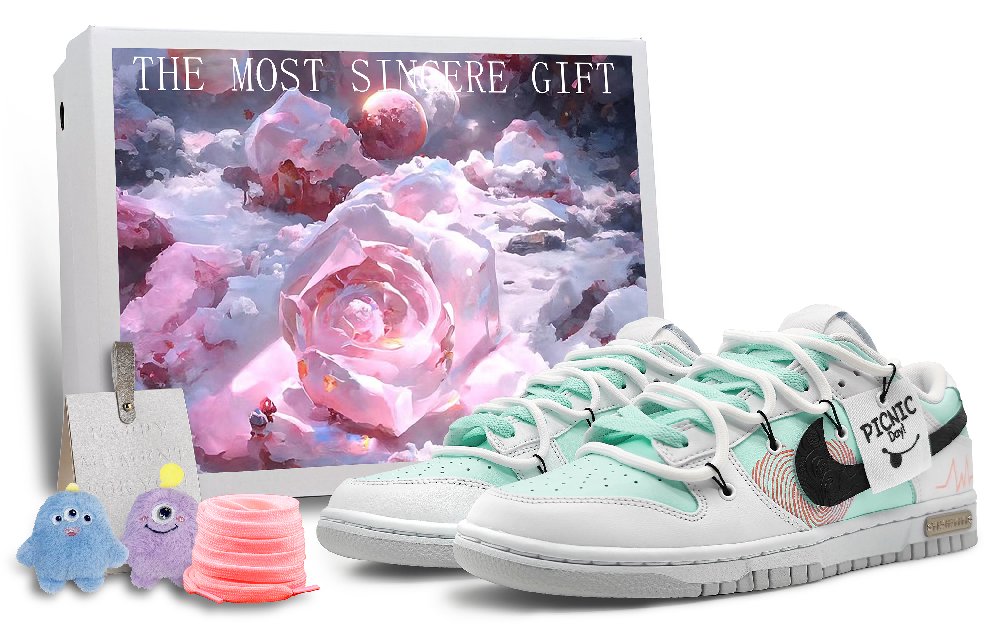 Nike Dunk Low-Top Skateboard Shoes Women's Asphalt Gray