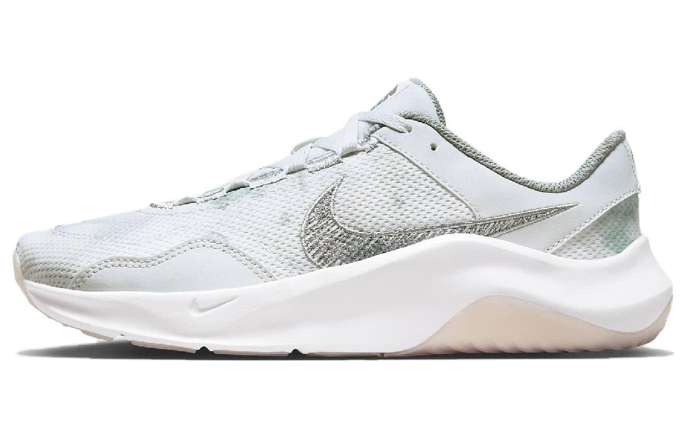 Nike Legend Essential 3 Next Nature Premium Women's