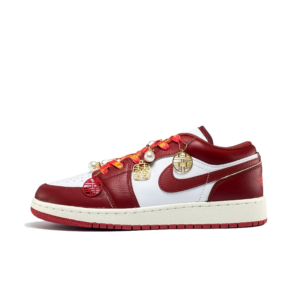 Jordan Air Jordan 1 Anti Slip Wear Resistant Low Top Vintage Basketball Shoes Women's Red White