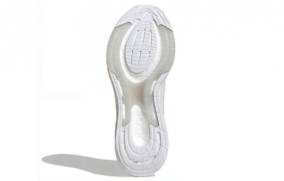 Adidas PureBoost 22 'Triple White' купить в интернет-магазине Yoocart с быстрой доставкой по России.