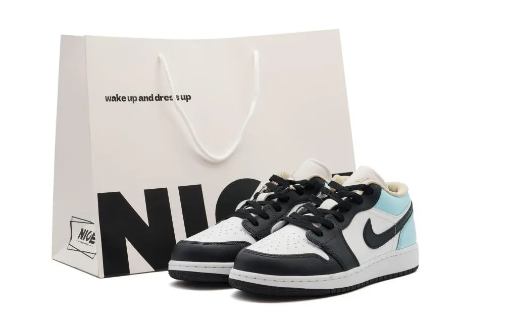 Jordan Air Jordan 1 Cushioning, Wear Resistant Low top Vintage Basketball Shoes Unisex Blue