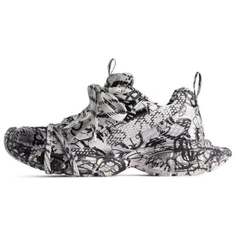 Balenciaga 3XL Extreme White Black Graffiti купить в интернет-магазине Yoocart с быстрой доставкой по России.