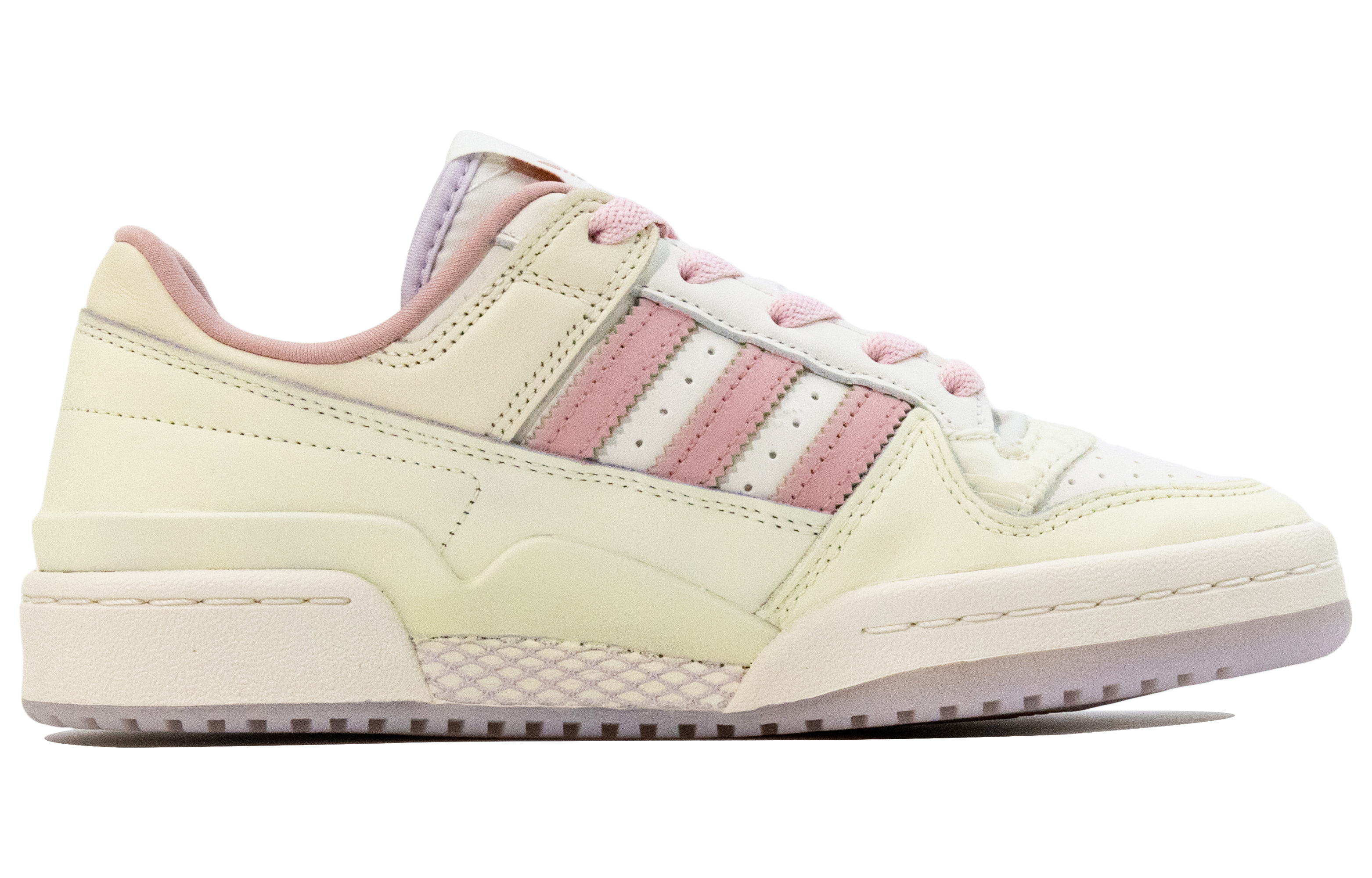 Adidas Originals FORUM Extreme Pink Heart Sweet Rabbit Cushioning Low top Skateboard Shoes Women's Beige Pink купить в интернет-магазине Yoocart с быстрой доставкой по России.