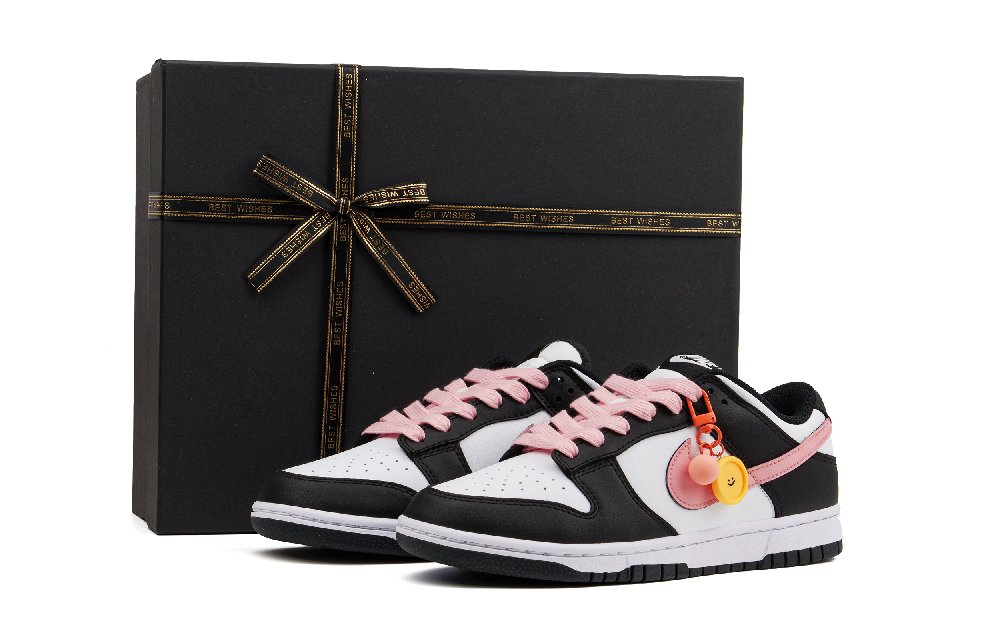 Nike Dunk Shock Absorbers Low Top Skateboard Shoes Women's Pink