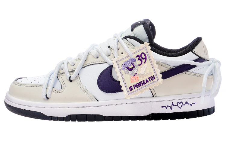 Nike Dunk Skateboard Shoes Women's Low-Top Beige White/Purple